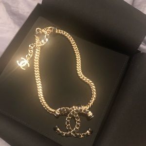 Chanel necklace 21S